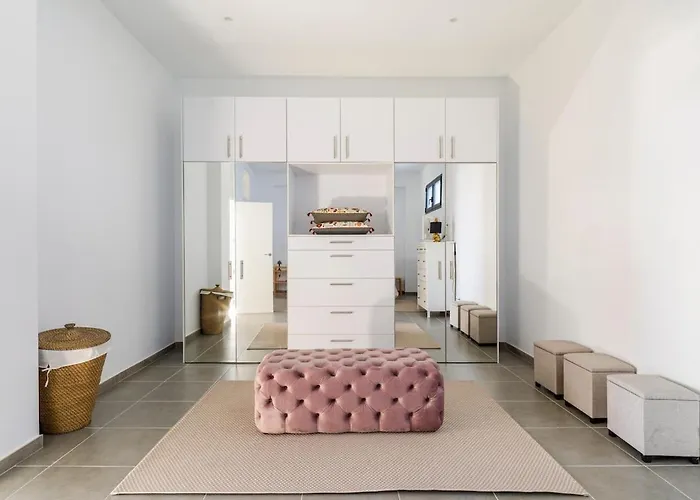 Con Piscina En Apartamento *