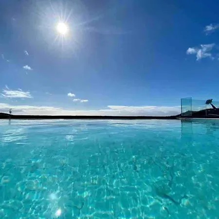 Con Piscina En Lejlighed